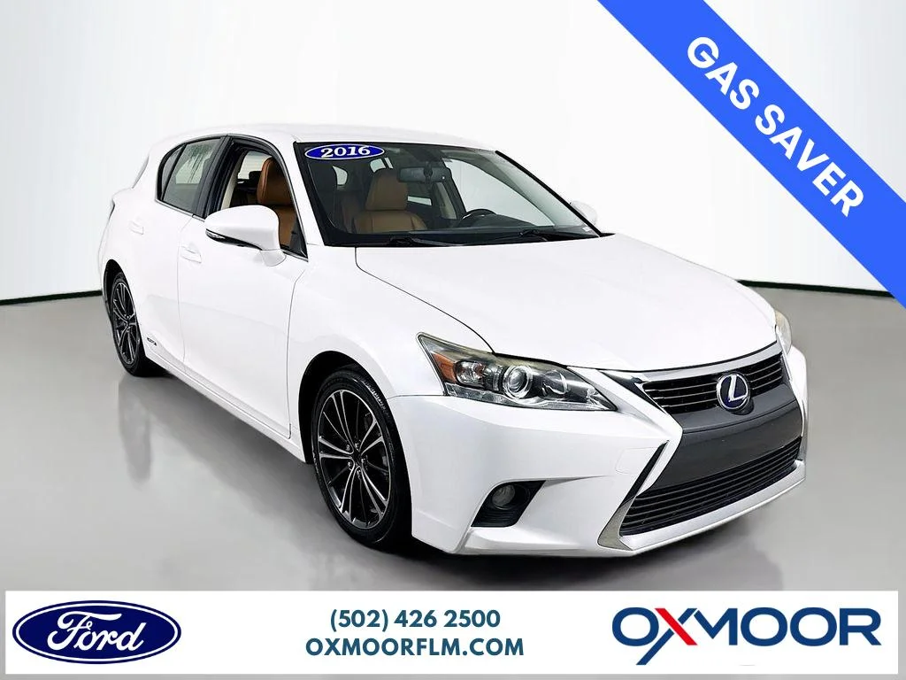 2016 Lexus CT 200h 200h's photo