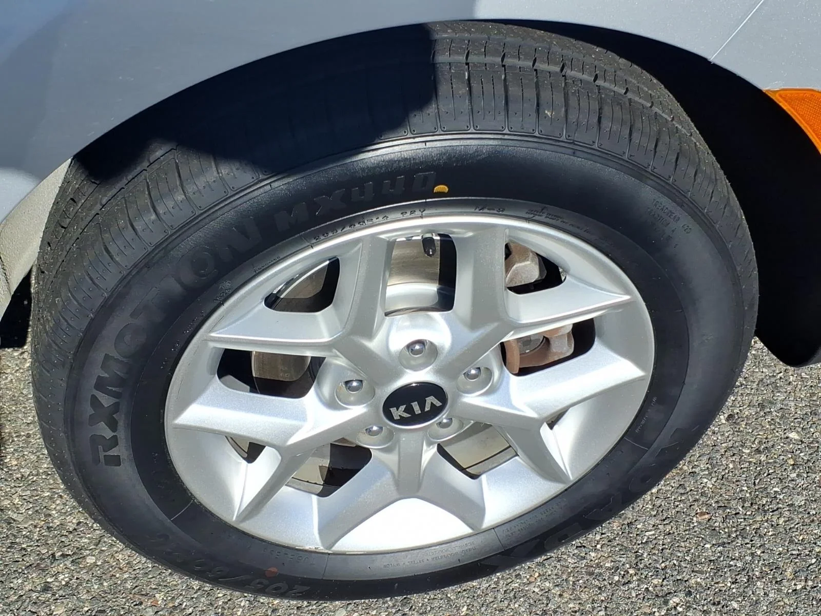 Used 2020 Sparkling Silver Kia S image 10