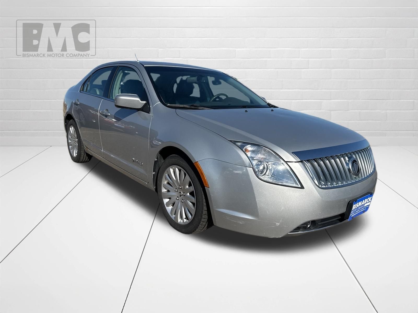 Used 2010 Mercury Milan Hybrid with VIN 3MEDM0L39AR613665 for sale in Mandan, ND