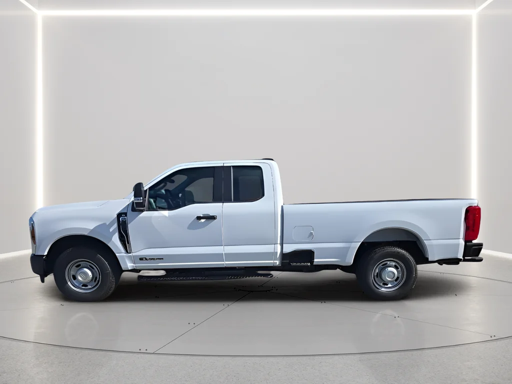 2026 Ford F-350 Super Duty XL - Photo 8