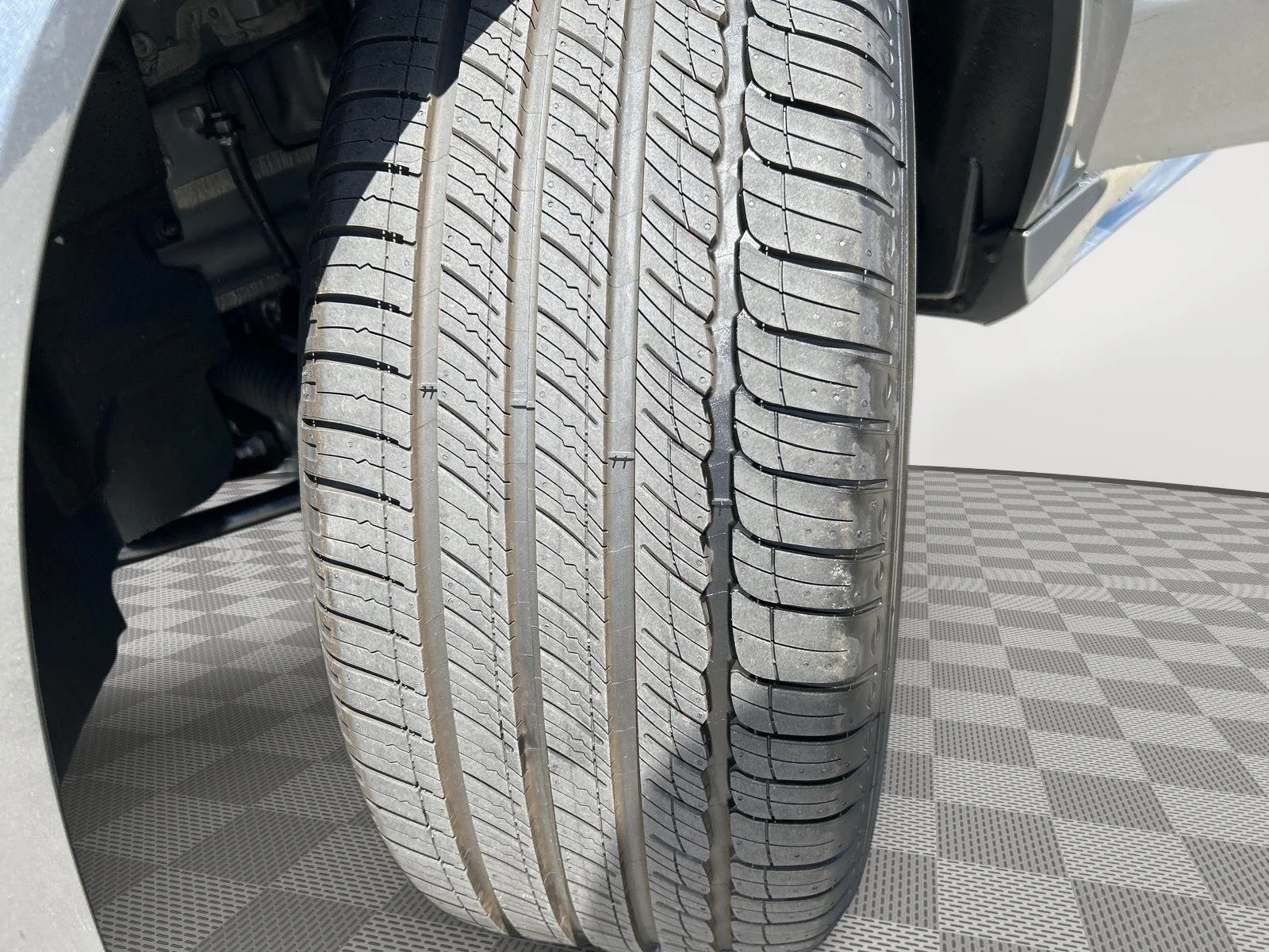 New 2026 Selenite Grey Metallic Mercedes-Benz GLE 350 image 10
