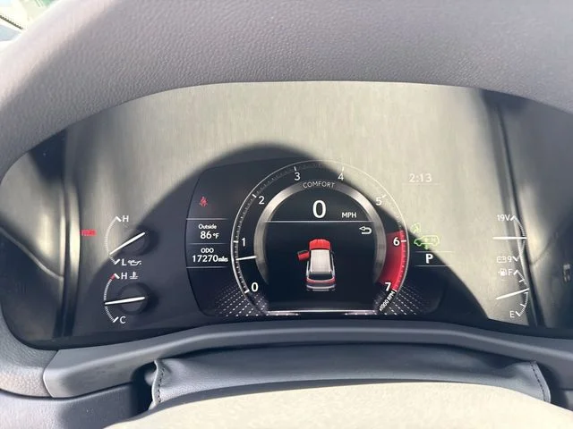 Used 2024 Gray Lexus 600 Luxury image 15