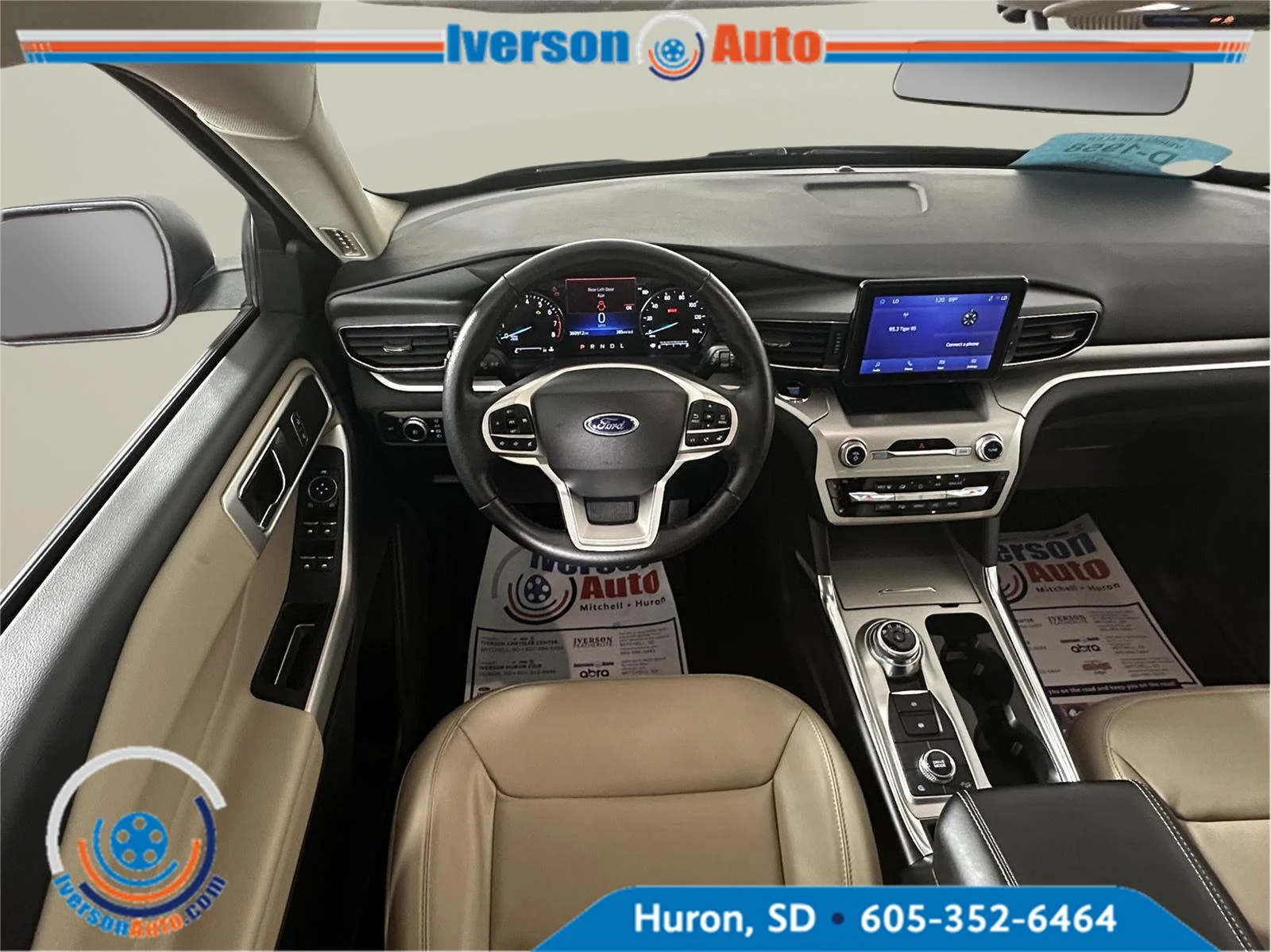 Used 2022 Red Ford XLT image 24