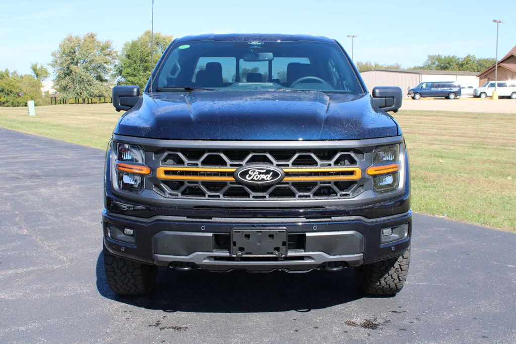 New 2026 Antimatter Blue Metallic Ford Tremor® image 2