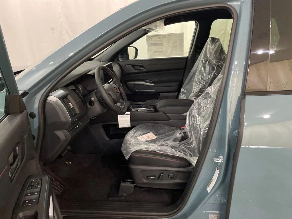 New 2026 Baltic Teal Pearl Nissan Rock Creek® image 12