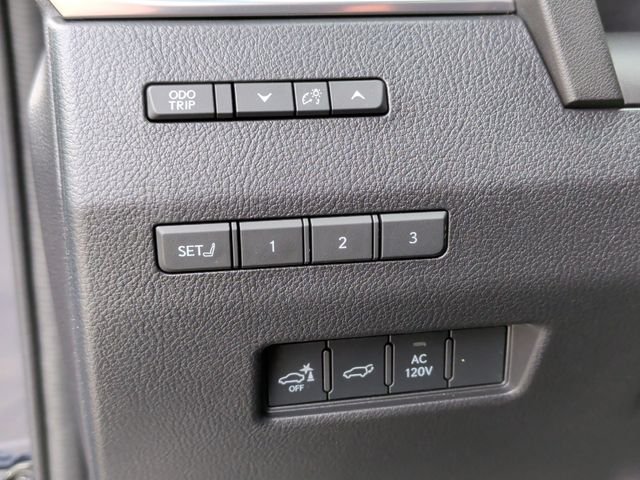 2025 Lexus GX Premium+ - Photo 28