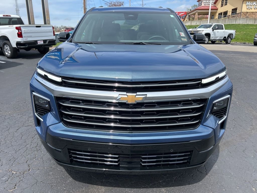 Used 2025 Chevrolet Traverse High Country with VIN 1GNERKRS0SJ107369 for sale in Kansas City