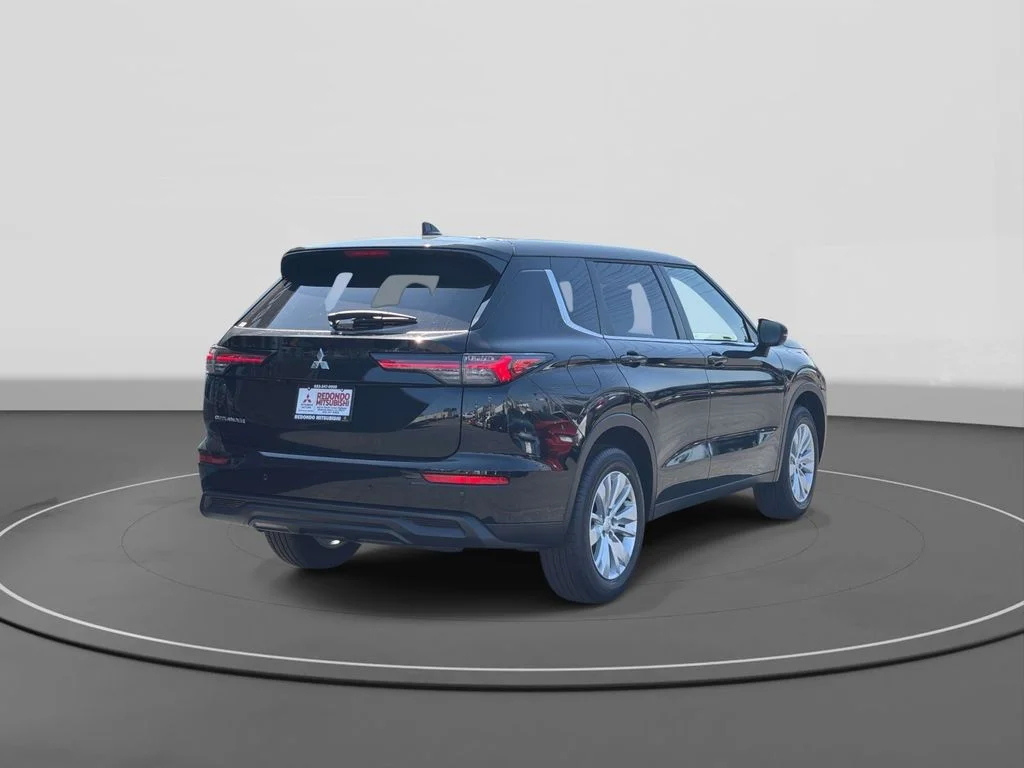 New 2026 Black Mitsubishi ES image 5