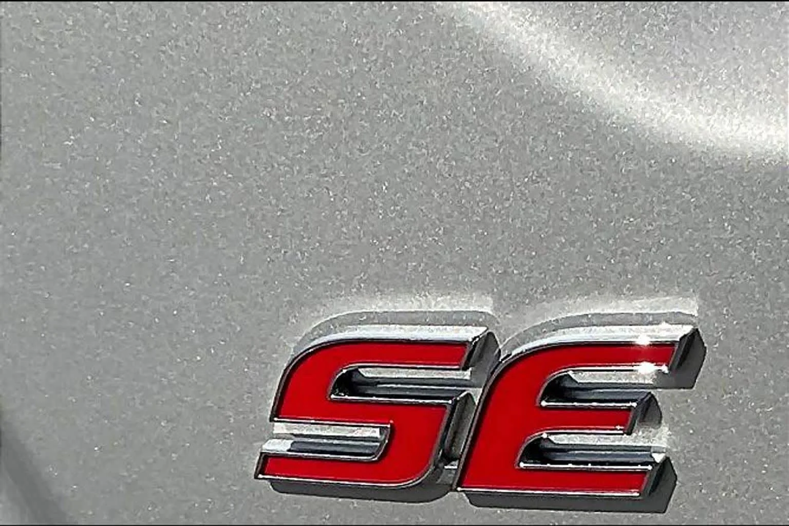 Used 2025 Classic Silver Metallic Toyota SE image 10