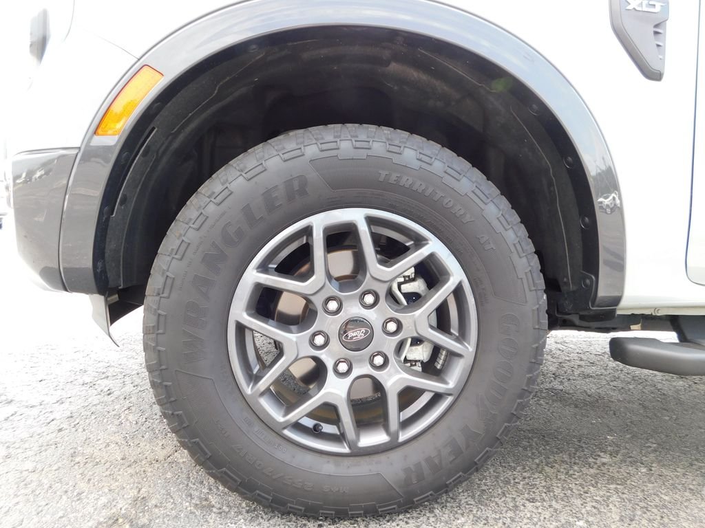 Used 2024 Cactus Ford XLT image 14