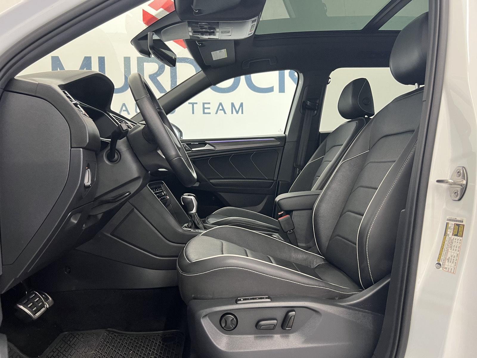 2023 Volkswagen Tiguan SEL R-LINE - Photo 12