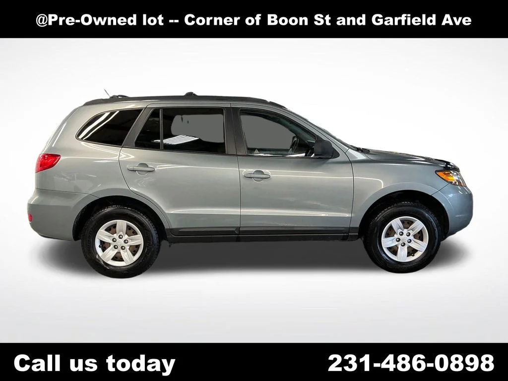 Used 2009 Silver Hyundai GLS image 6