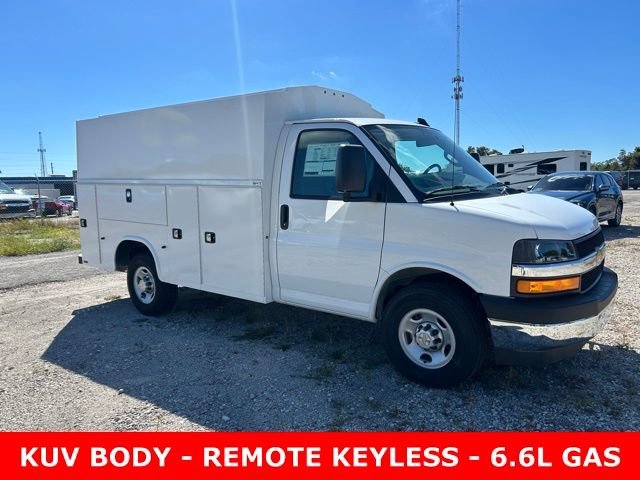 New 2025 Summit White Chevrolet 1WT image 1