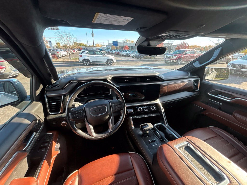 Used 2022 Silver GMC Denali Ultimate image 9