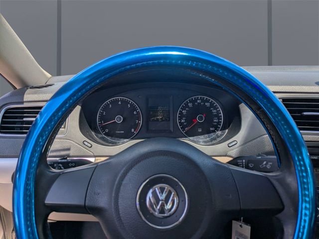 Used 2013 Gray Volkswagen 2.5L SE image 26