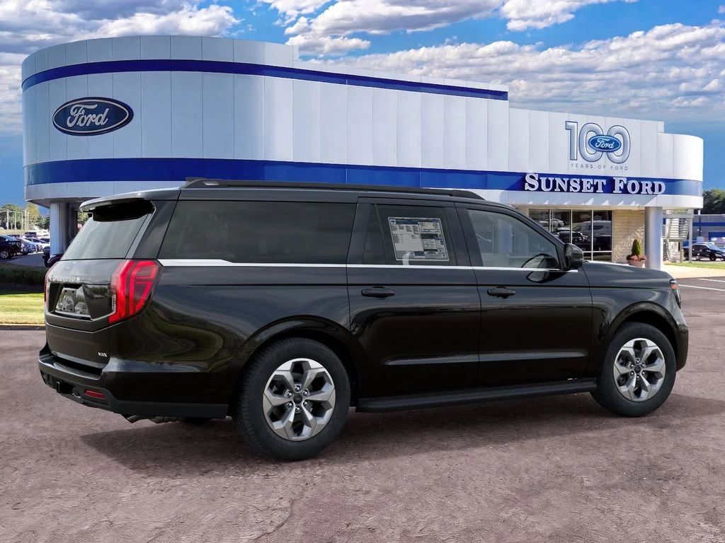 New 2027 Agate Black Metallic Ford Active™ image 6