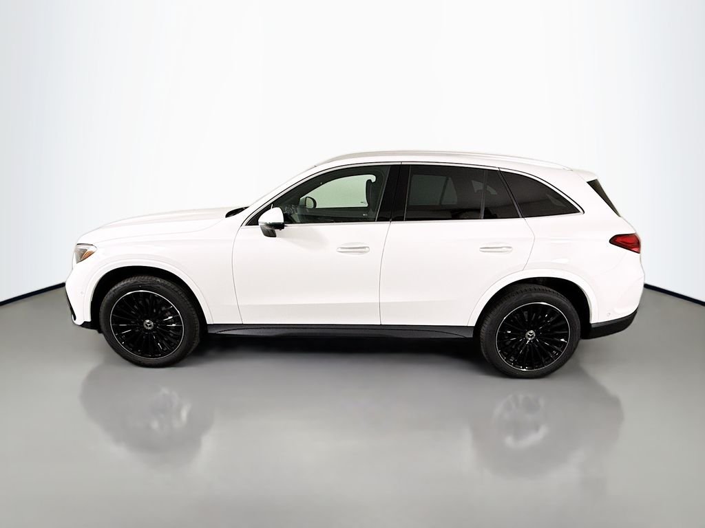 New 2026 Polar White Mercedes-Benz GLC 300 image 4
