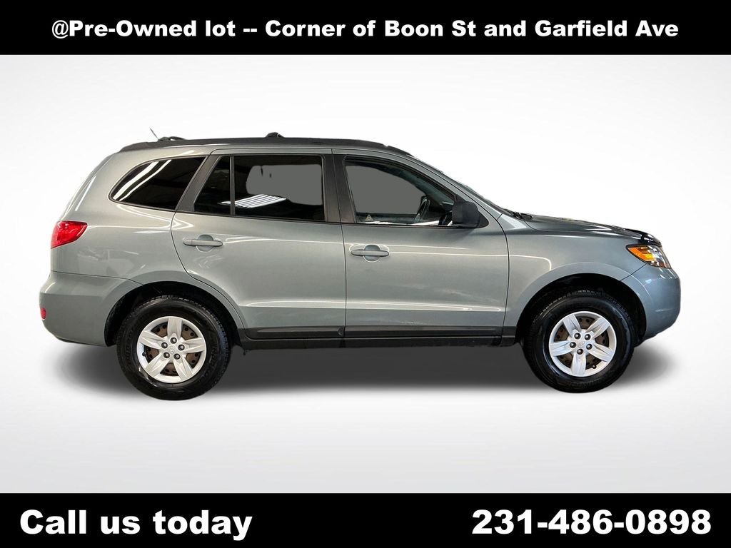 Used 2009 Silver Hyundai GLS image 6