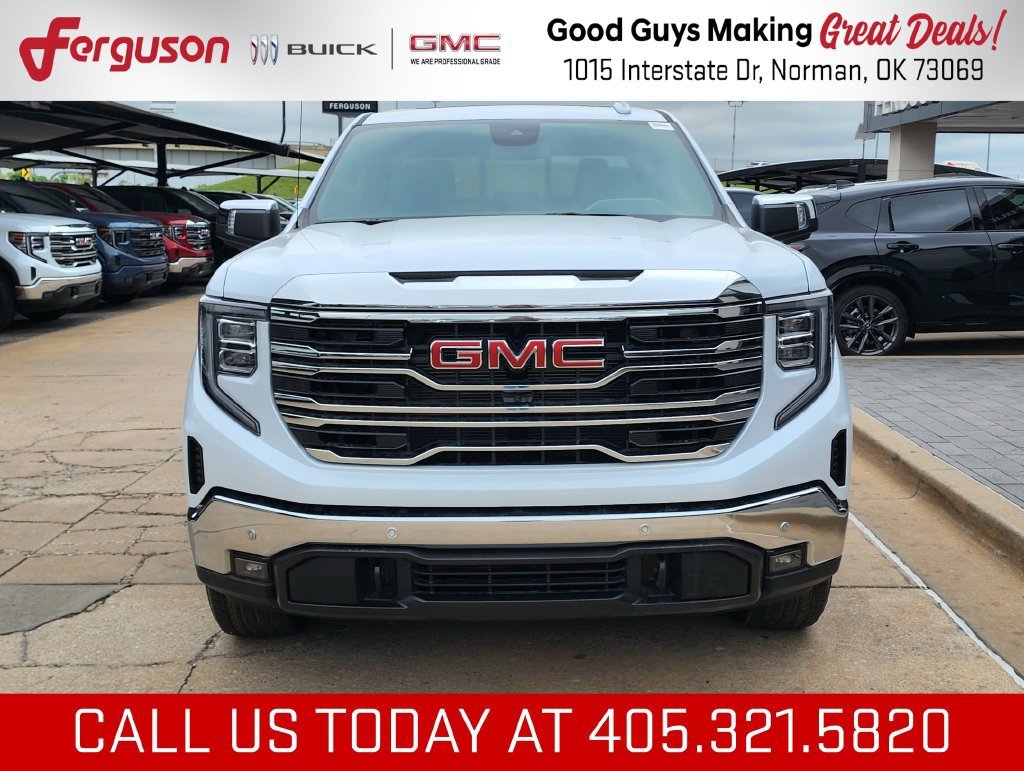 2026 GMC Sierra 1500 SLT - Photo 9