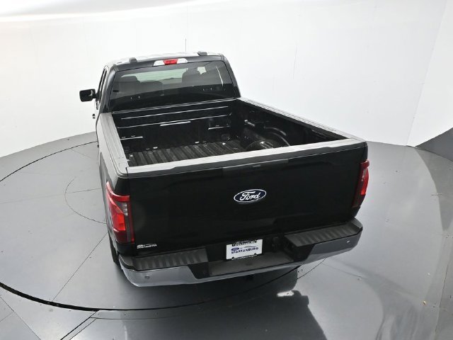 New 2026 Agate Black Metallic Ford XLT image 42