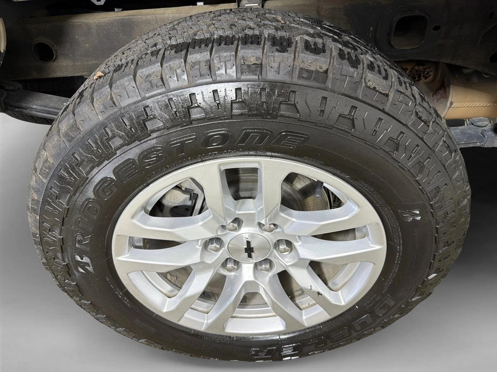 Used 2020 White Chevrolet RST image 17