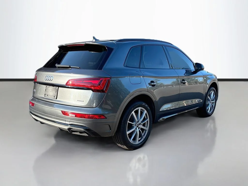 Used 2023  Audi 55 Premium Plus image 7