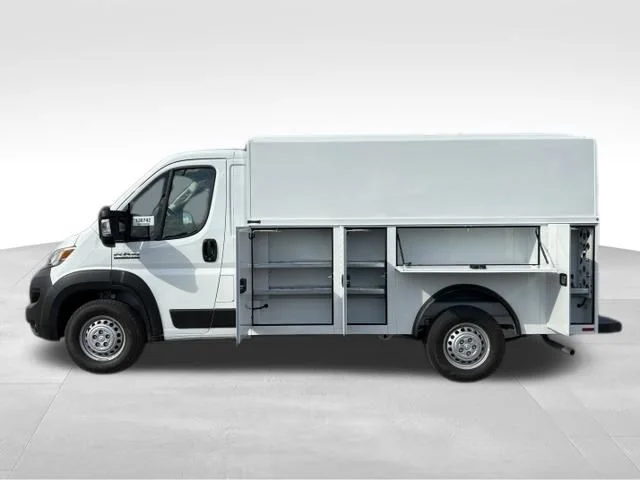 New 2026 Bright White Clear-Coat Exterior Paint RAM Low Roof image 12