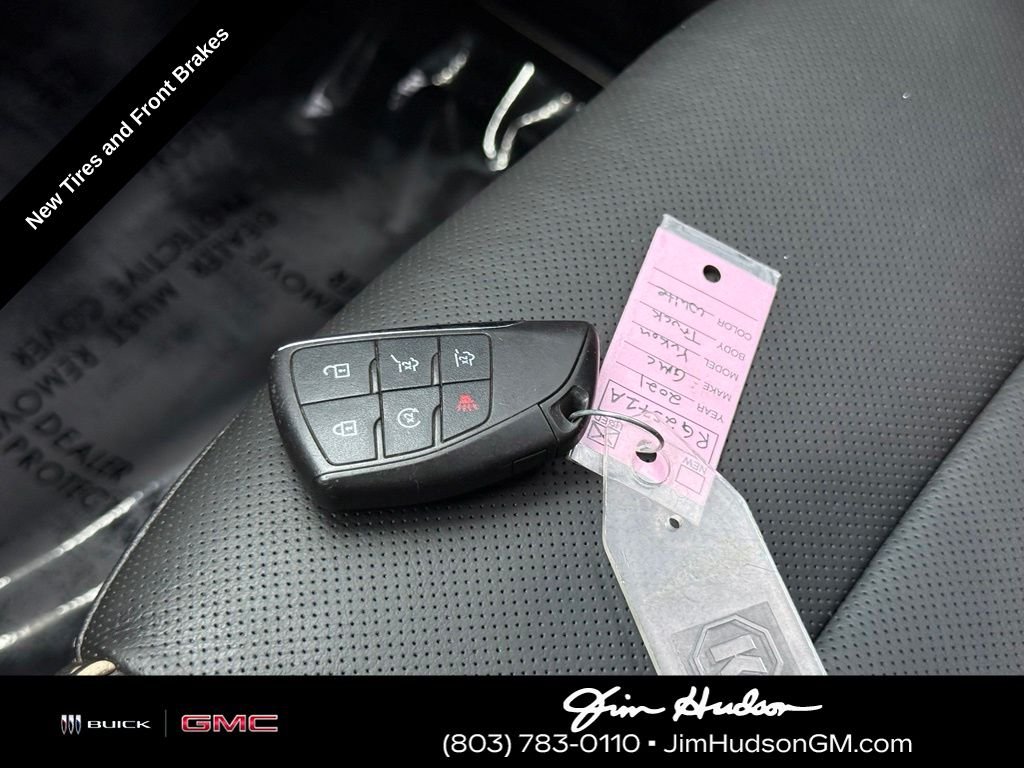 Used 2021 White GMC SLT image 39