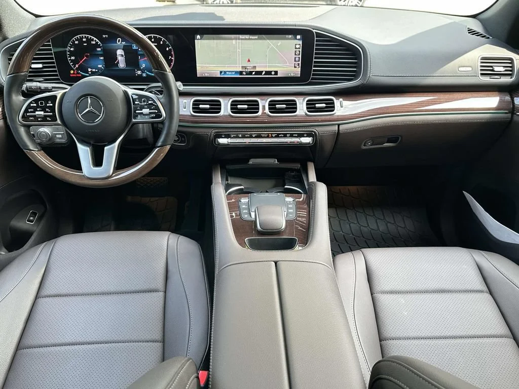 Used 2022 Black Mercedes-Benz 4MATIC® image 15