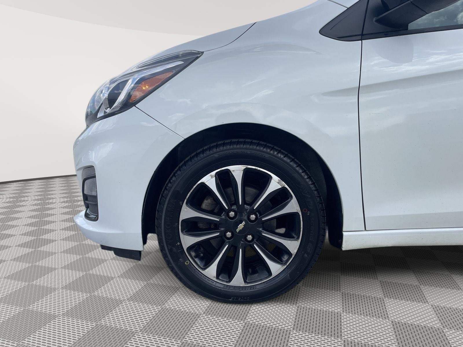 Used 2021 Summit White Chevrolet 1LT image 11