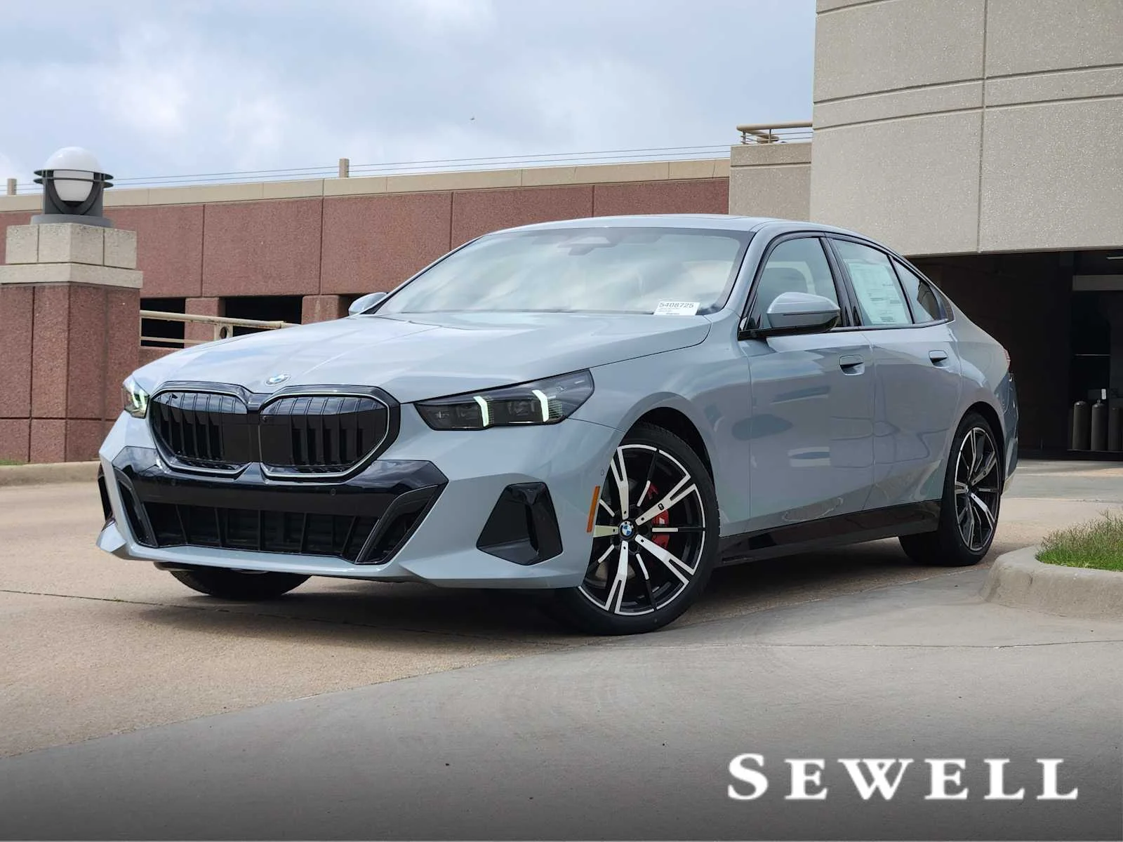 2026 BMW 5 Series 530i Sedan's photo