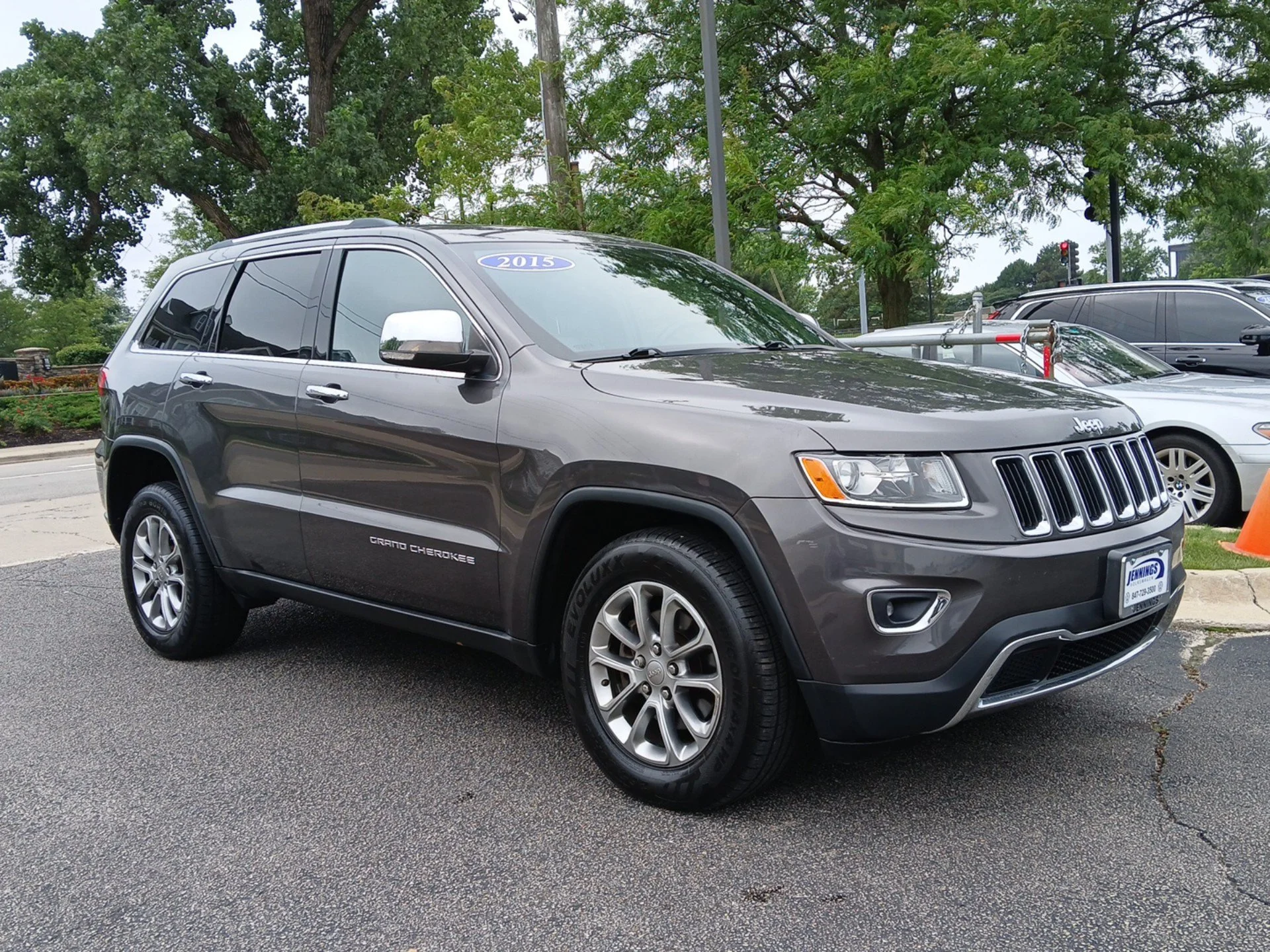 Used 2015 Jeep Grand Cherokee Limited with VIN 1C4RJFBG2FC134341 for sale in Glenview, IL
