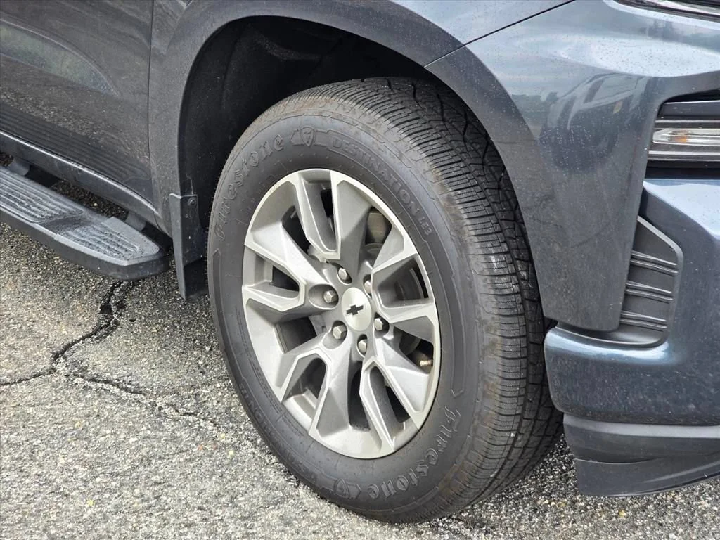 Used 2021 SHADOW GRAY METALLIC Chevrolet RST image 17