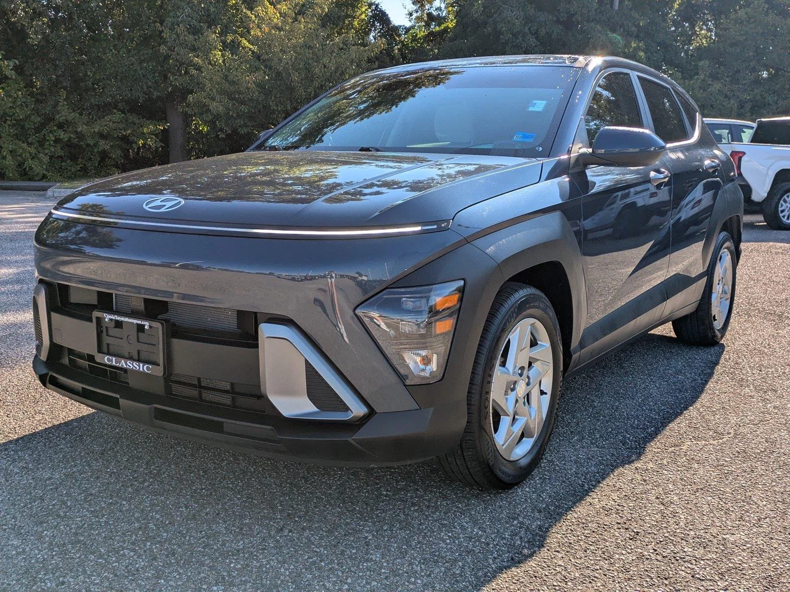Used 2024 Denim Blue Pearl Hyundai SE image 8