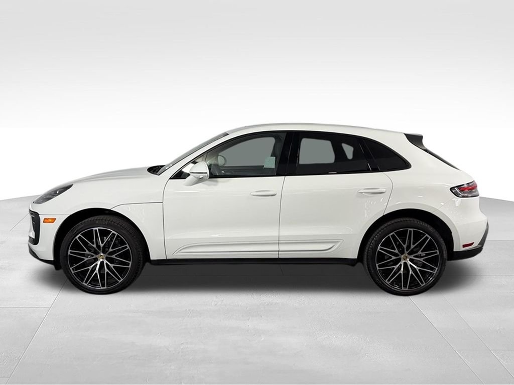 Used 2025 White Porsche  image 9