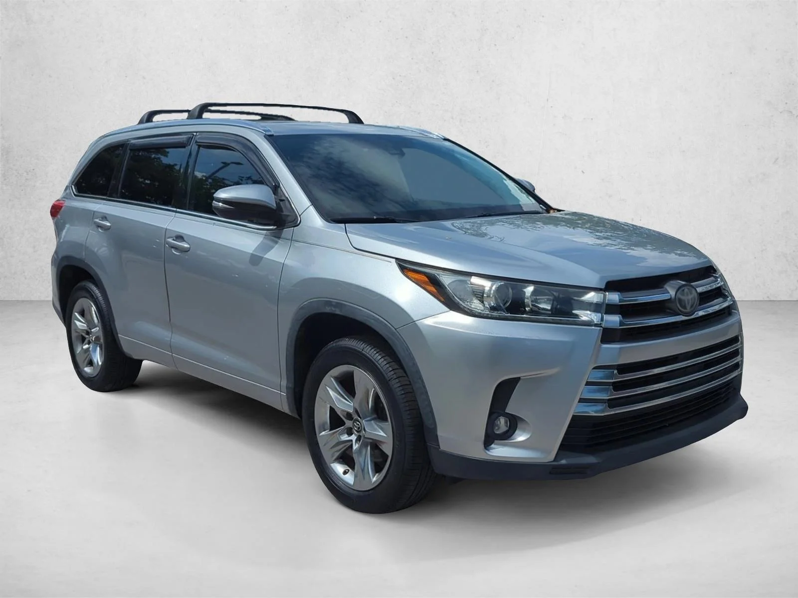 Used 2019 Celestial Silver Metallic Toyota Limited image 3