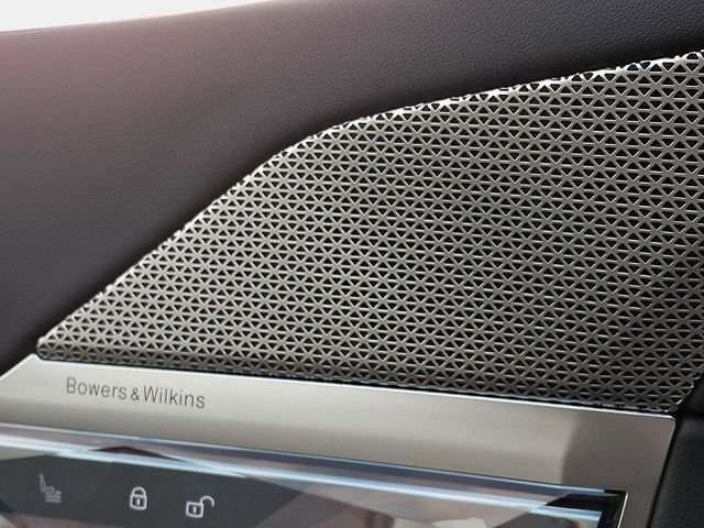 New 2026 Mineral White Metallic BMW 760i xDrive image 20