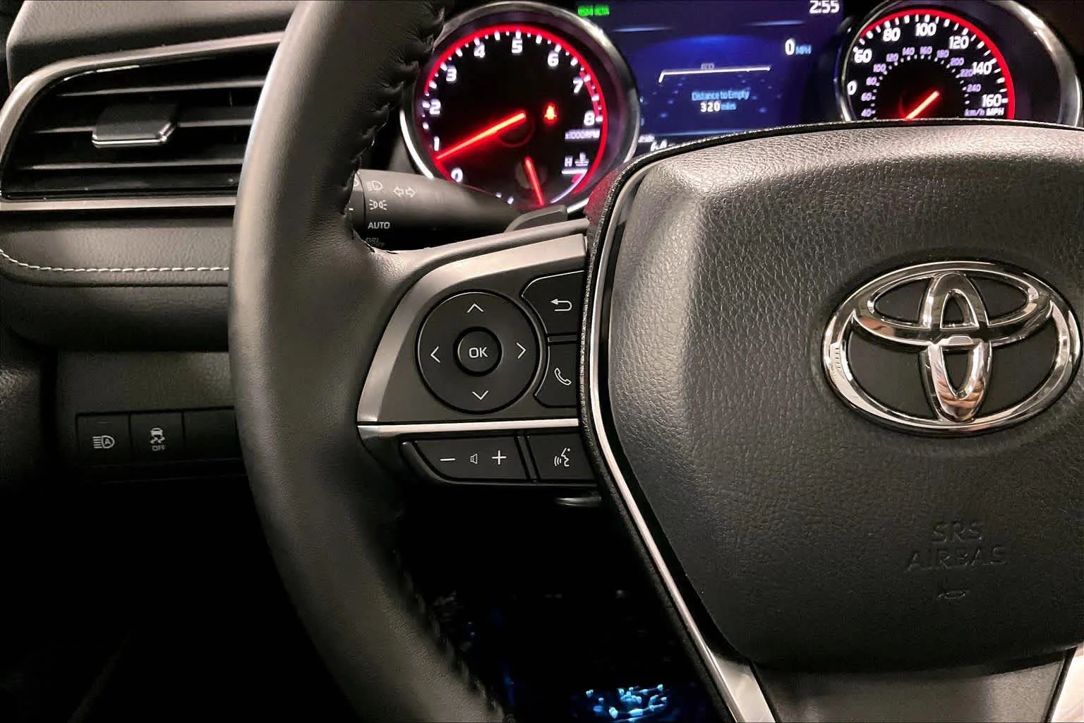 Used 2020 Galactic Aqua Mica Toyota XSE image 23