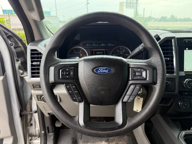 Used 2017 Silver Ford XLT image 23