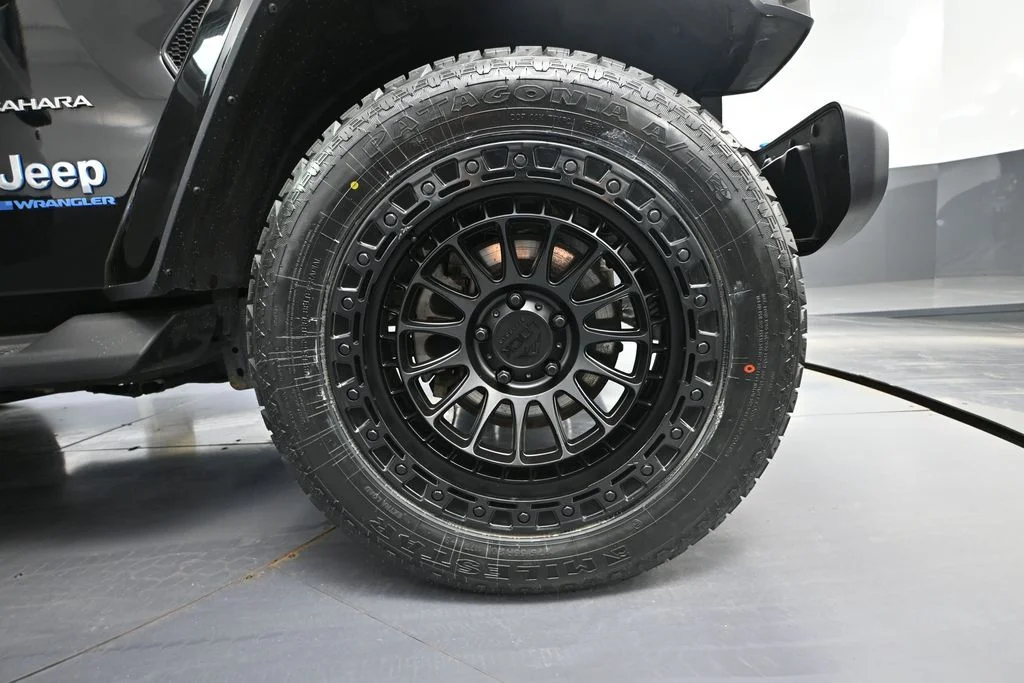 Used 2023 Black Jeep Sahara 4xe image 12