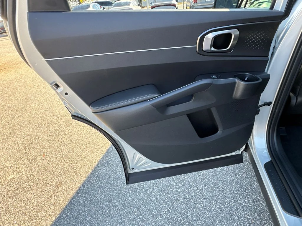 New 2026 Ivory Silver Kia S image 21