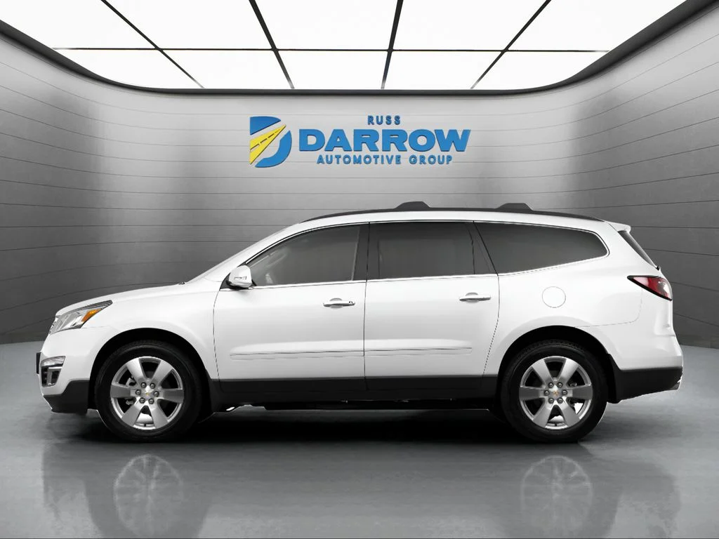 Used 2014 White Chevrolet 2LT image 2