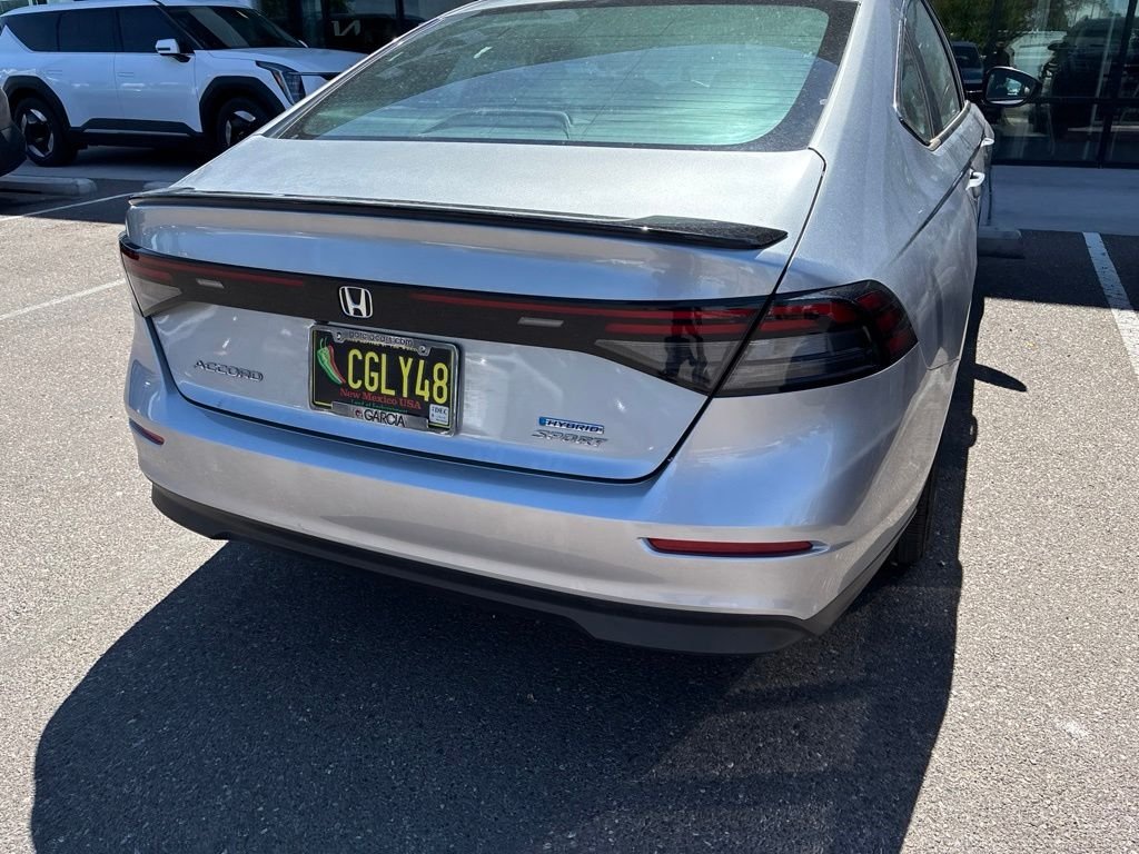 Used 2025  Honda Sport image 15
