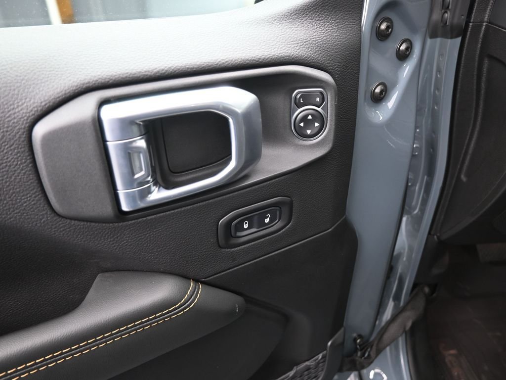 New 2026 Anvil Clearcoat Jeep Texas Trail image 13