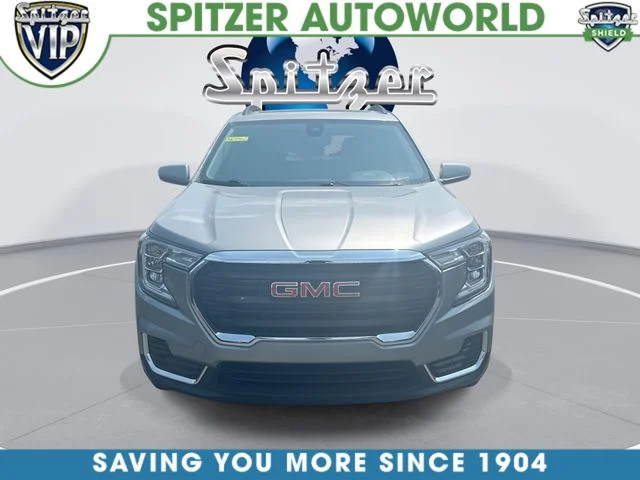 Used 2023 Silver GMC SLE image 3