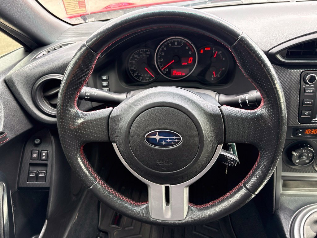 Used 2016 Red Subaru Premium image 17