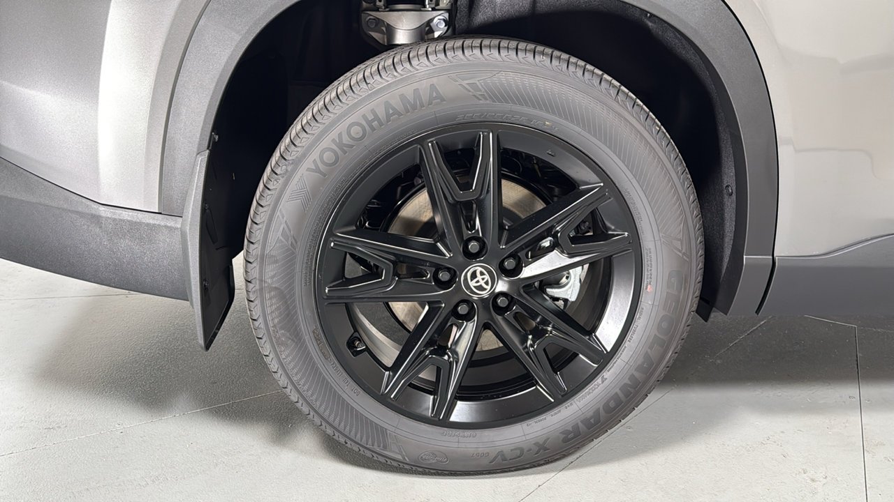 New 2026 Heavy Metal <sup>1</sup> Toyota  MAX Platinum image 23