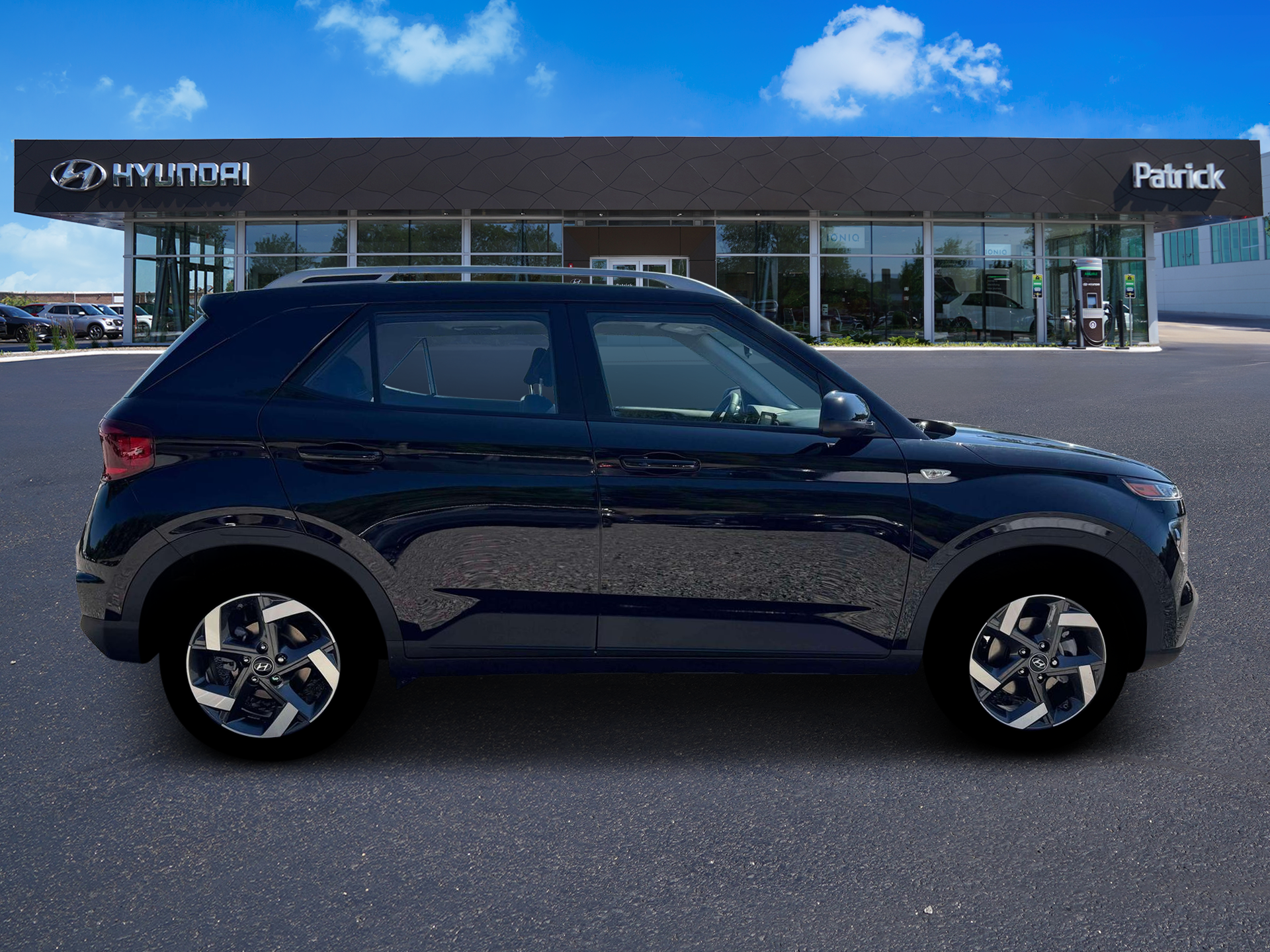 New 2026 Onyx Black Hyundai SEL image 9
