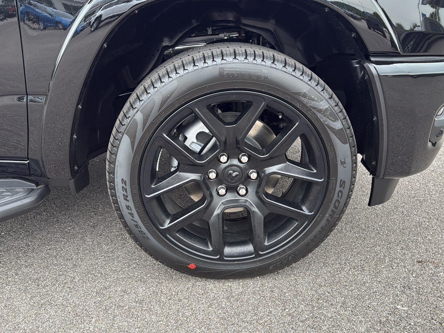 New 2026 Diamond Black Crystal Pearl-Coat Exterior Paint RAM Laramie image 15