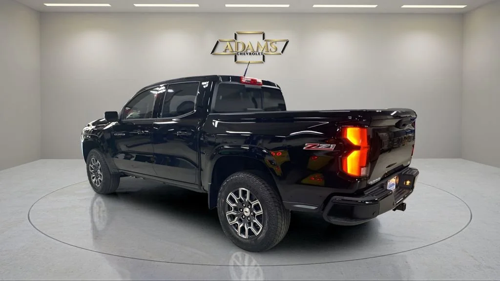New 2026 Black Chevrolet Z71 image 4